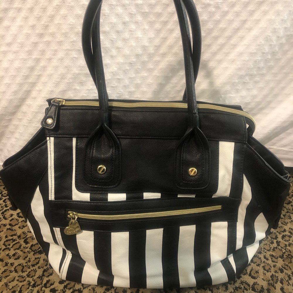Betsy Johnson tote bag